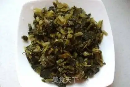 Make Bean pickles and fried meat step 0