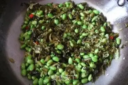 Make Bean pickles and fried meat step 6