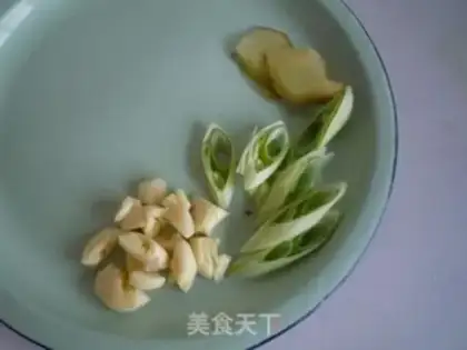 Make Jell-O fish step 6