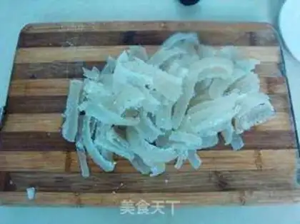 Make Pickles with pig skin step 0