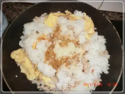 Make Meat curry fried rice step 5