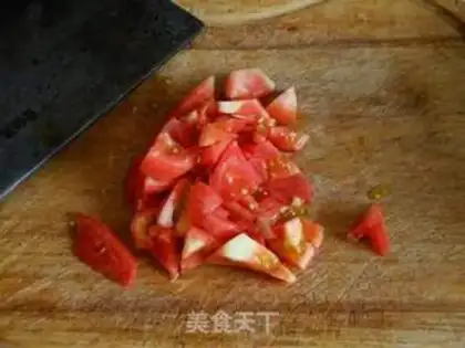 Make Tomato sea mushroom soup step 1