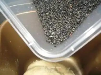 Make Black Sesame toast step 3