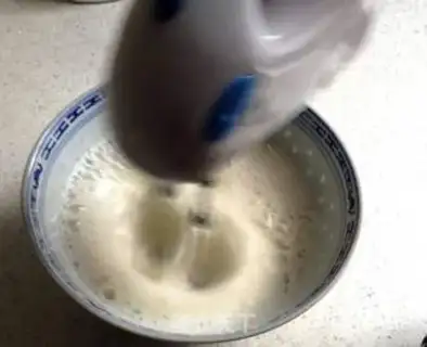 Make Microwave rainbow cake step 2