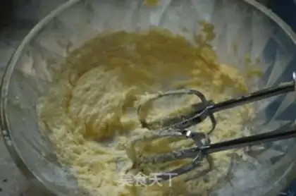 Make Gold coconut ball step 1