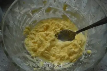 Make Gold coconut ball step 3