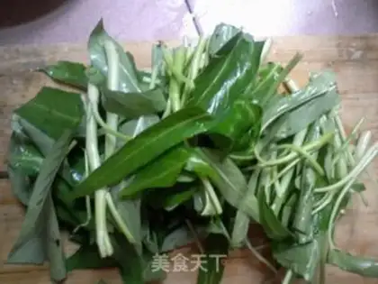 Make Garlic cabbage step 1