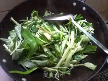 Make Garlic cabbage step 4