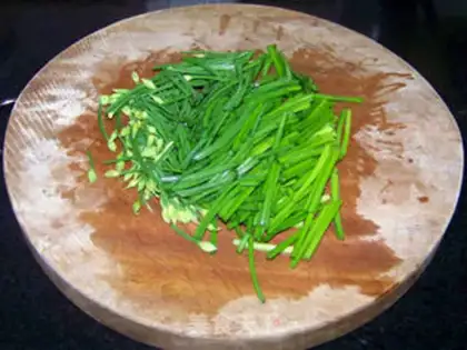 Make Chicken-cracked bouquets step 2
