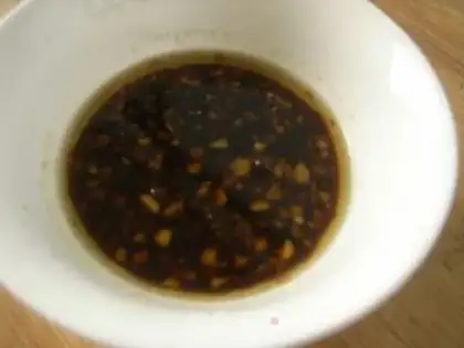 Make Garlic seaweed step 1