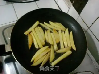 Make Fried potato fries step 1