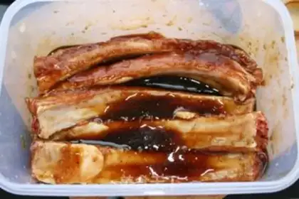 Make Tin paper roasted ribs step 1