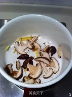 Make Smelt cape soup step 2