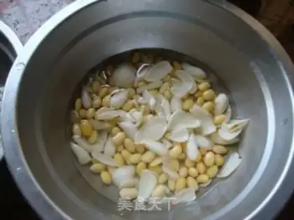 Make Almond rice lilies step 0