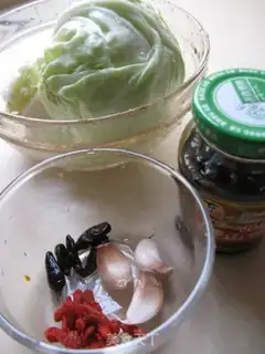 Make Garlic swivel step 0