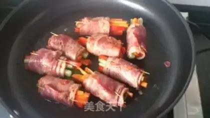Make Bacon vegetable rolls step 3