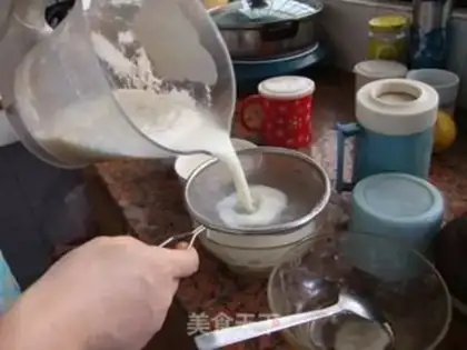 Make Almond rice lilies step 5