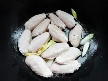 Make Wine and chicken wings step 3