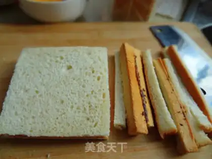 Make Eggs and toast step 0