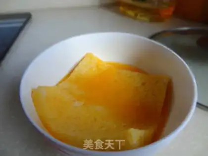 Make Eggs and toast step 2