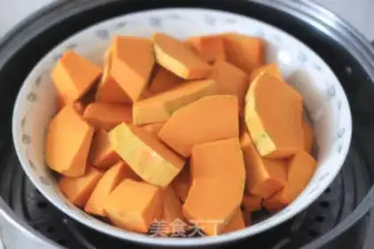Make Pumpkin roll step 0