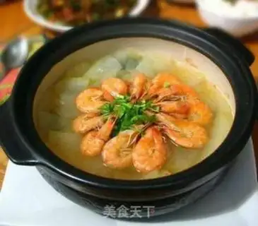 Make Seafood melon soup step 5