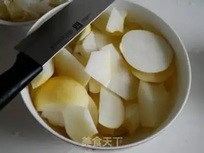 Make Kyoshi pear soup step 2