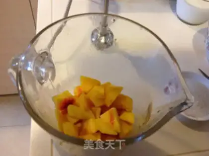 Make Peach smoothie step 1