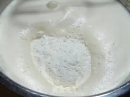 Make A waterless honey cake step 3