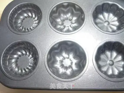 Make A waterless honey cake step 7