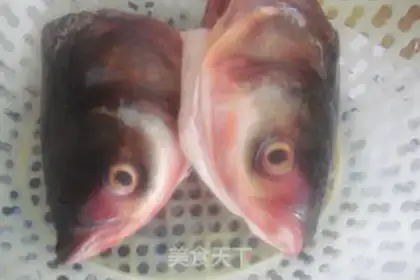 Make Little fish head tofu step 0