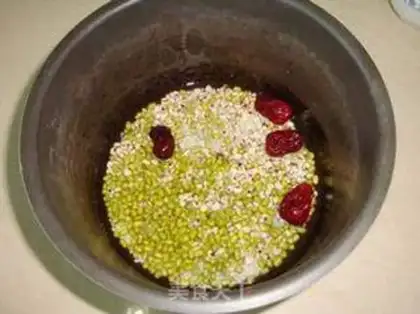 Make Green bean porridge step 1