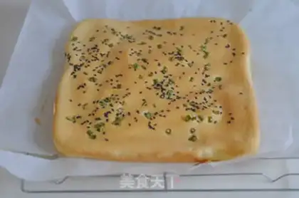 Make Onion pine roll step 11