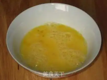 Make Egg fried rice step 1