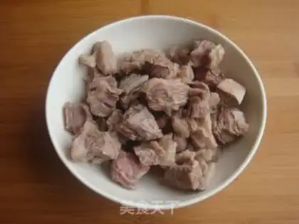 Make Curry beef fan soup step 1