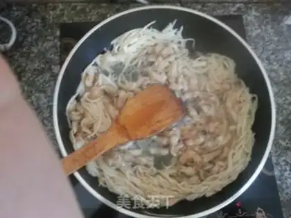Make Fried eggs step 4