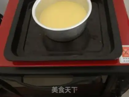 Make French honey sponge cake step 7