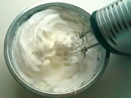 Make Hamingo twirl cake step 3