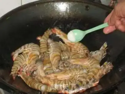 Make Onion shrimp step 5