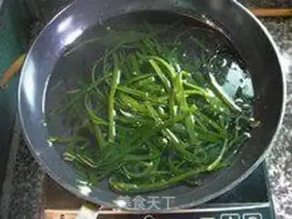 Make Garlic laces step 1
