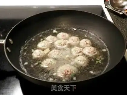 Make Tomato meatball soup step 3