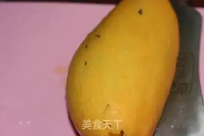 Make Mango smoothie step 0