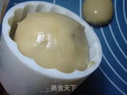 Make A broad white Lotus yolk cake step 11