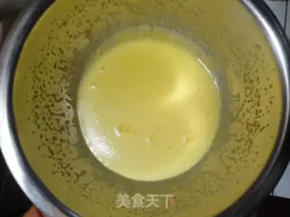 Make Banana cake roll step 1
