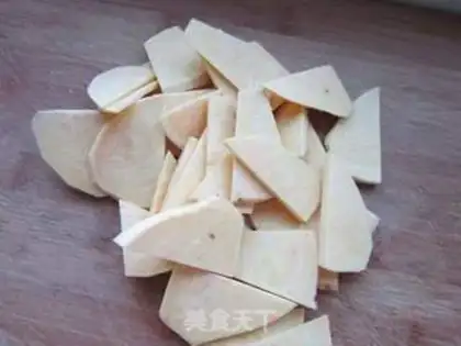 Make Red chips soup step 1