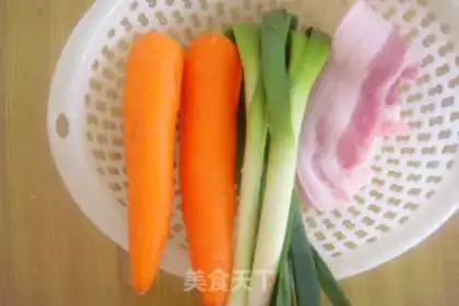 Make Garlic carrots step 0