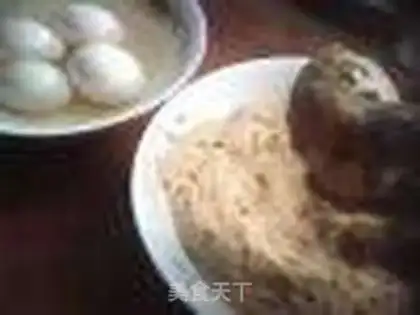 Make Five salted eggs step 2