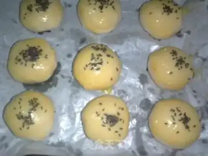 Make Fresh meat mooncake step 12