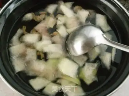 Make Watermelon and rice egg soup step 2