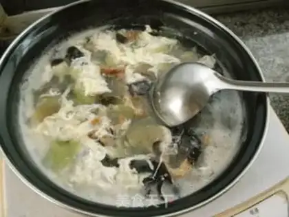 Make Watermelon and rice egg soup step 4